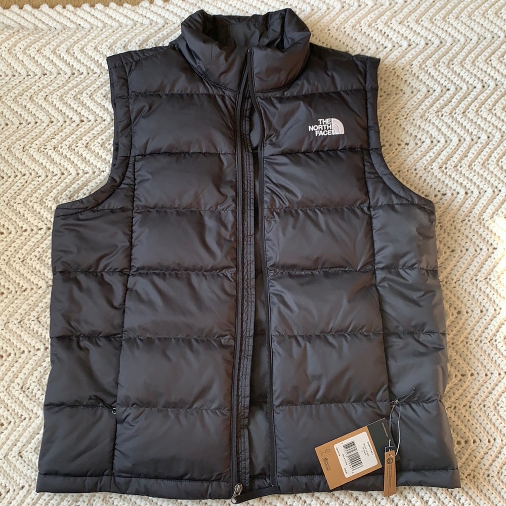NEW never worn The North Face fall/winter vest